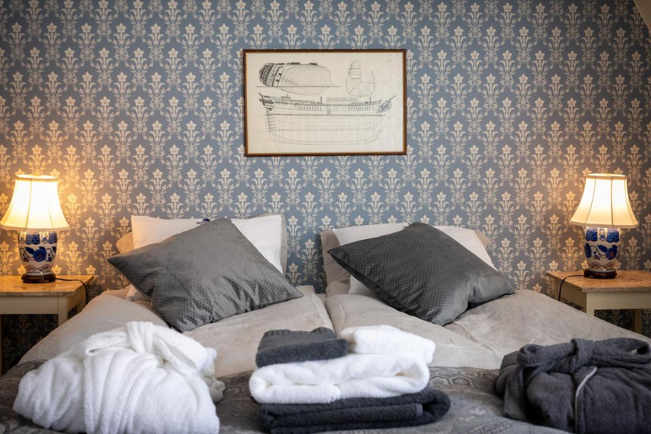 Fregatten Bed & Breakfast Karlskrona Exterior foto