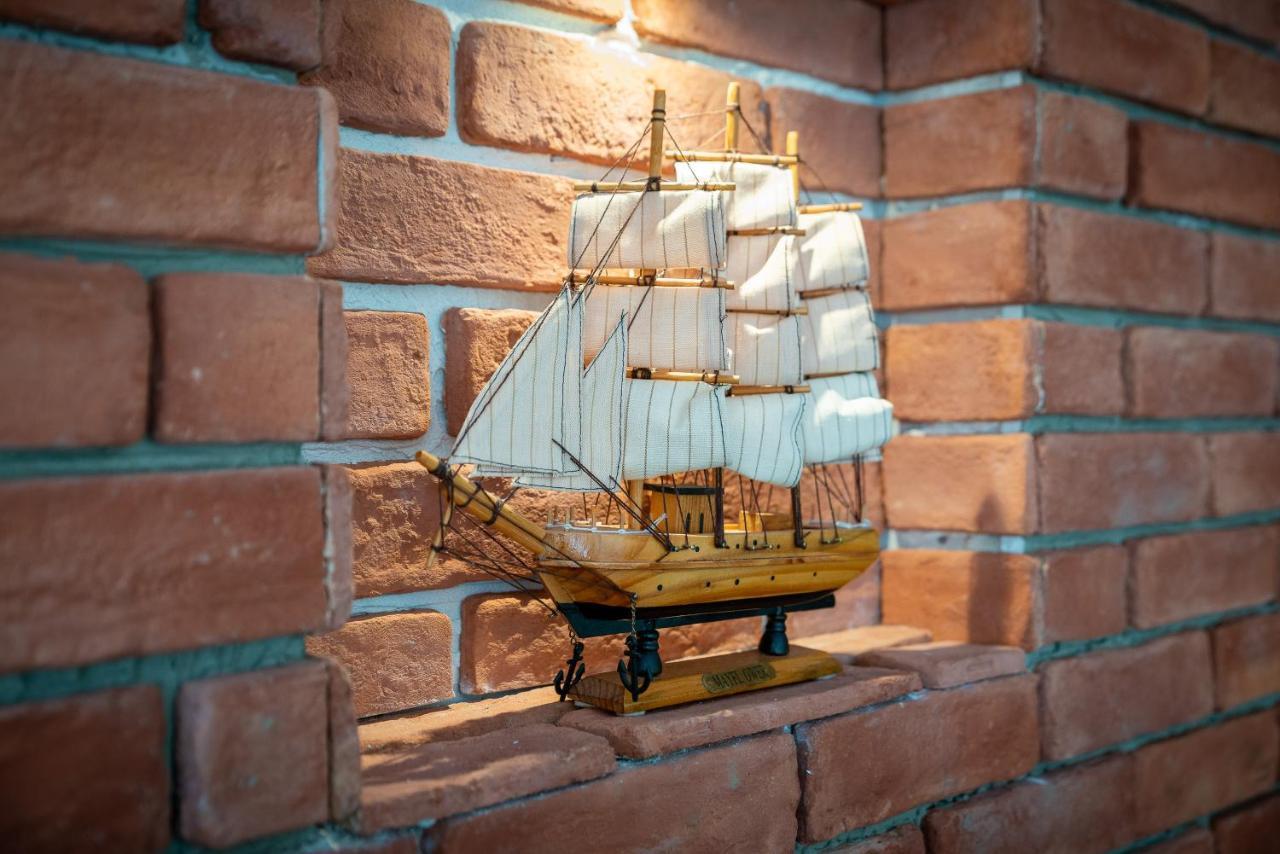 Fregatten Bed & Breakfast Karlskrona Exterior foto